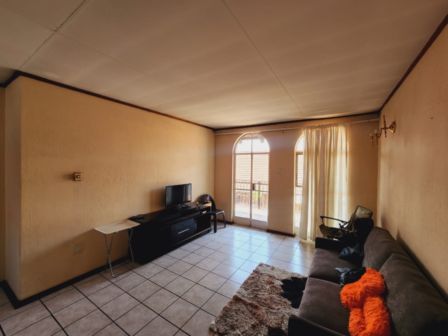 To Let 2 Bedroom Property for Rent in Potchefstroom North West